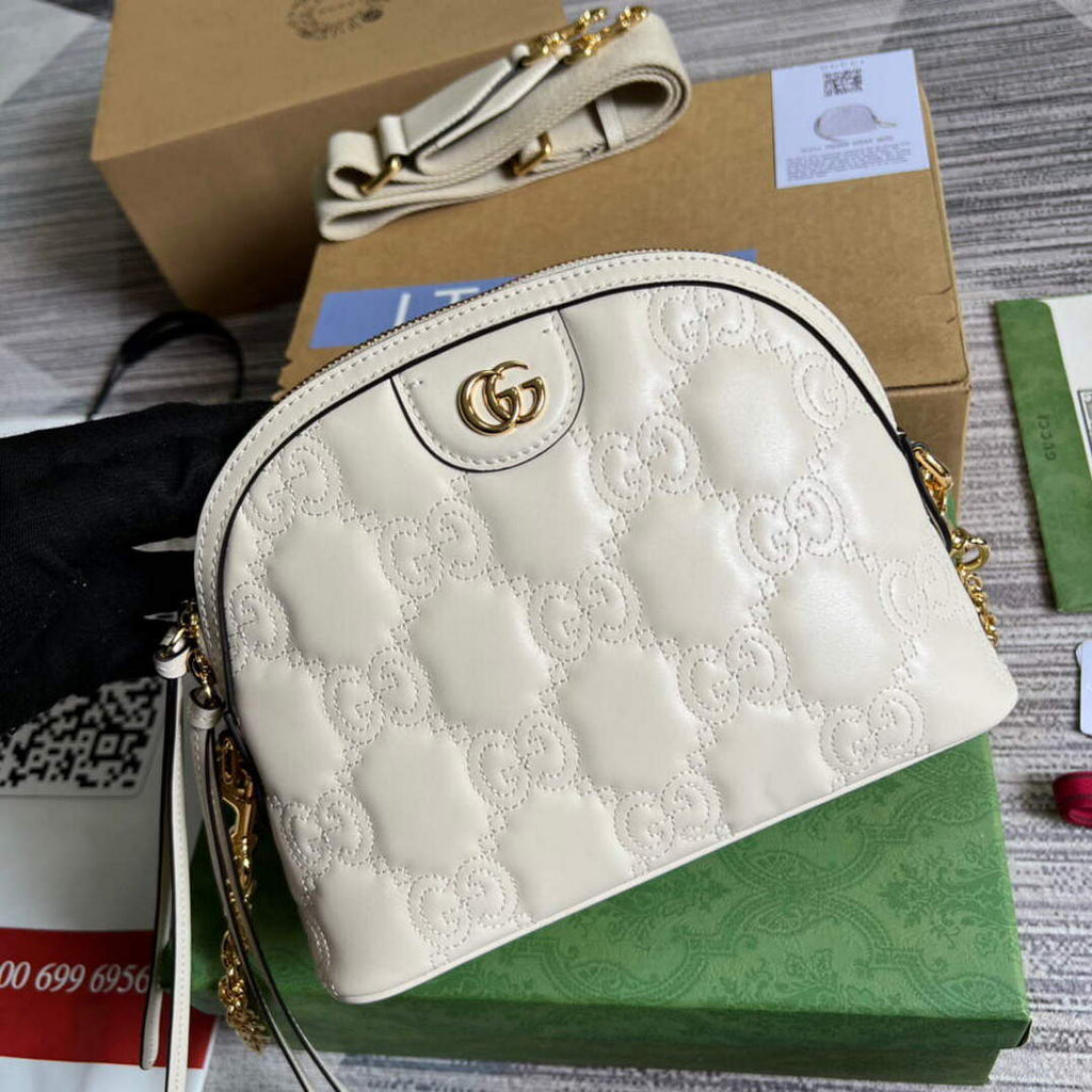 Gucci 702229 GG matelass¨¦ leather shoulder bag White