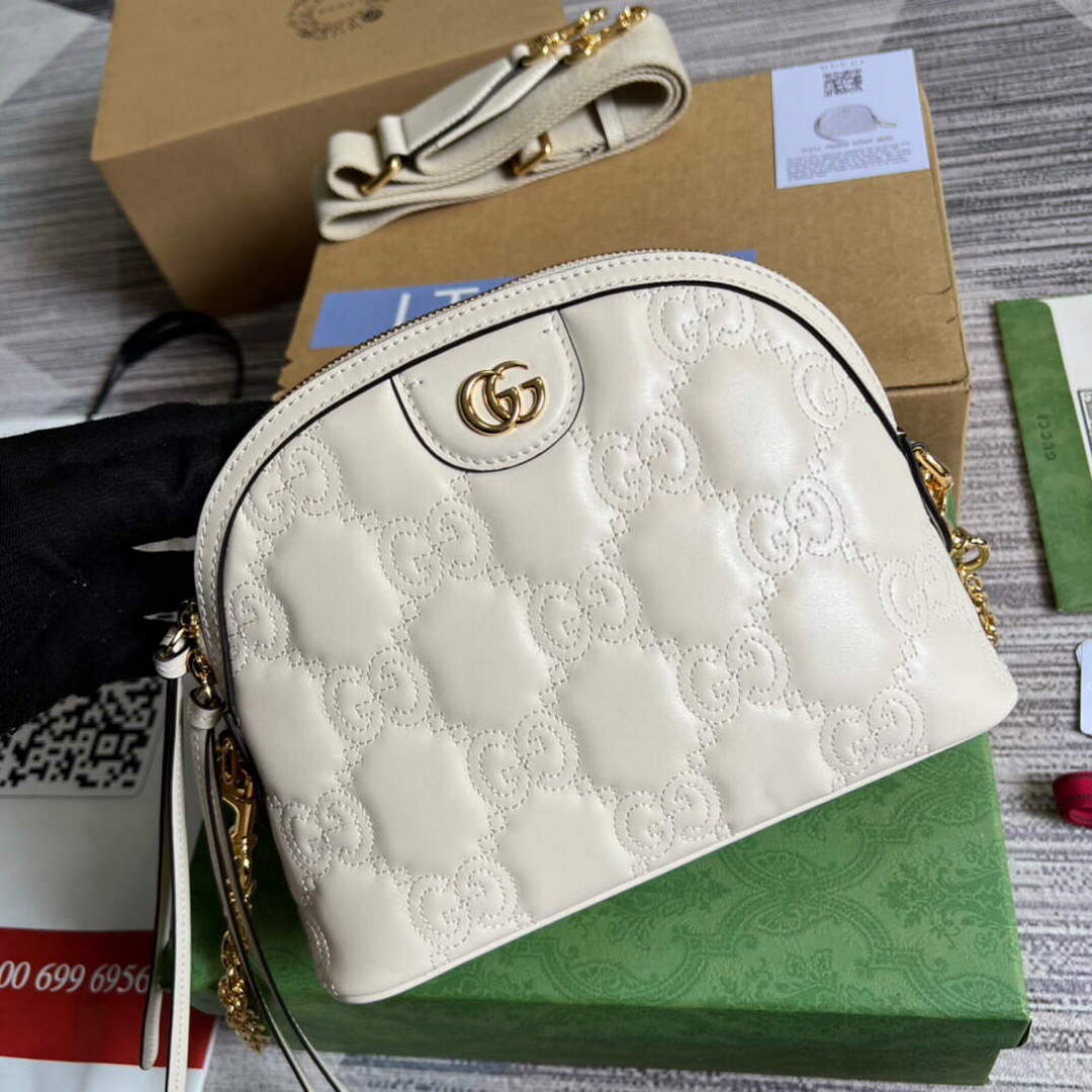 Gucci 702229 GG matelass¨¦ leather shoulder bag White