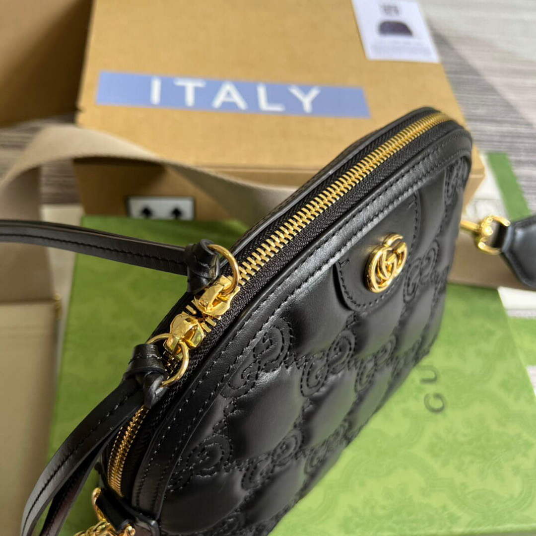 Gucci 702229 GG matelass¨¦ leather shoulder bag Black
