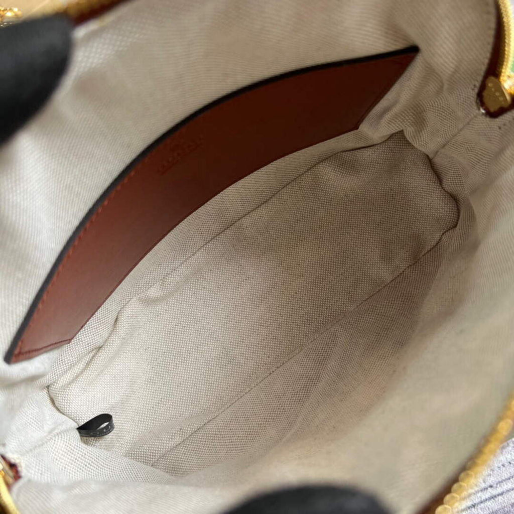Gucci 702229 GG matelass¨¦ leather shoulder bag Light brown