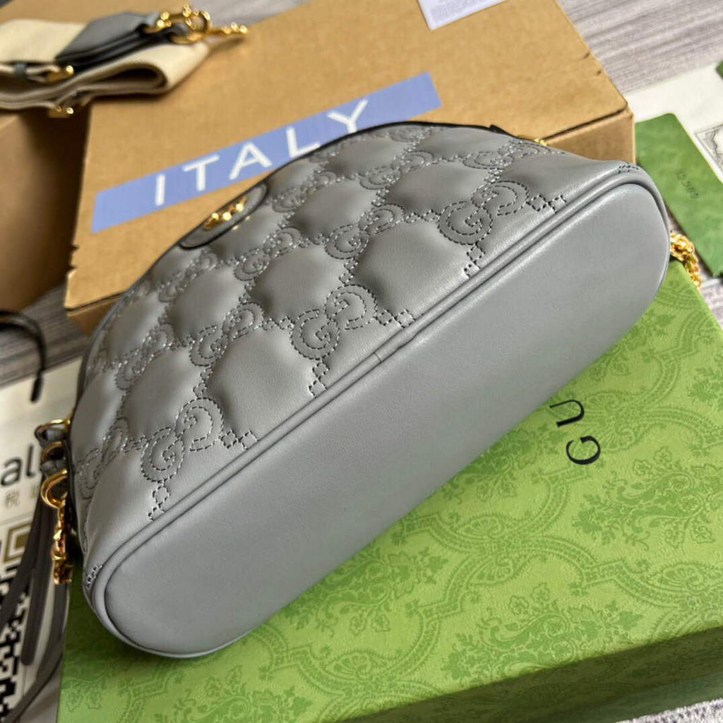 Gucci 702229 GG matelass¨¦ leather shoulder bag Dusty grey