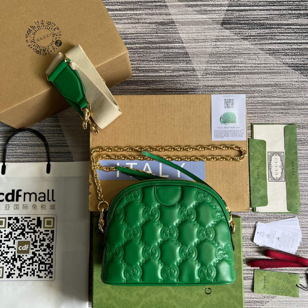 Gucci 702229 GG matelass¨¦ leather shoulder bag Bright green