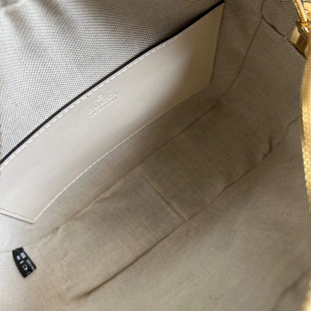 Gucci 702234 GG Matelass¨¦ Leather Shoulder Handbag White