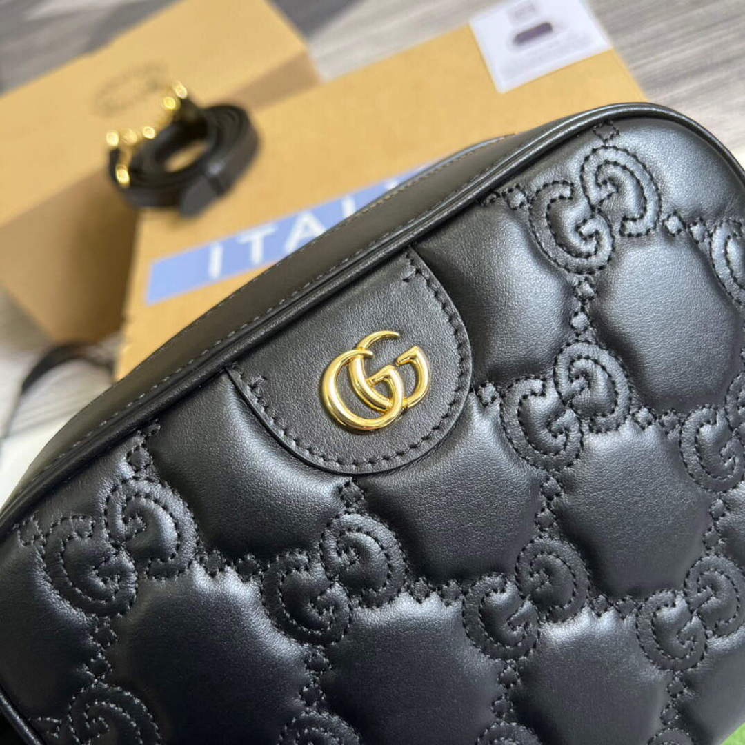 Gucci 702234 GG Matelass¨¦ Leather Shoulder Handbag Black
