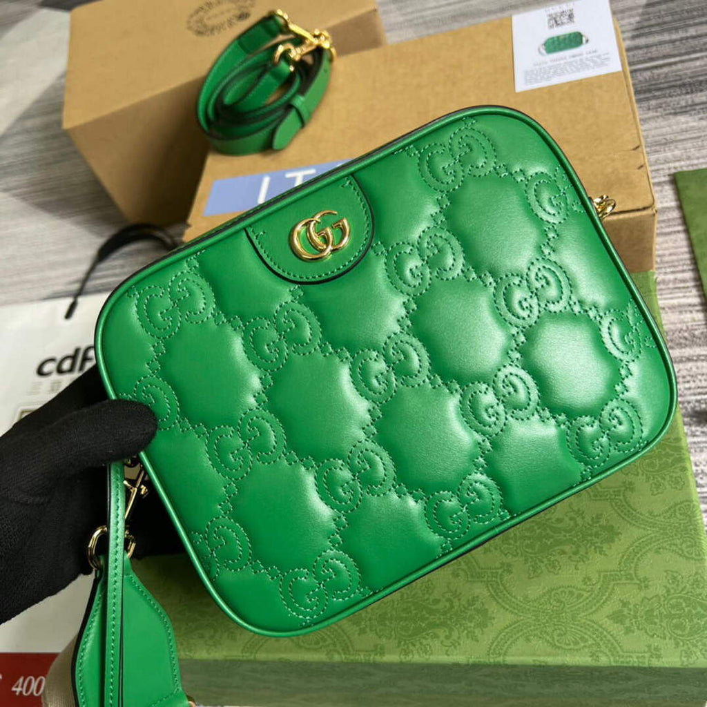 Gucci 702234 GG Matelass¨¦ Leather Shoulder Handbag Bright green