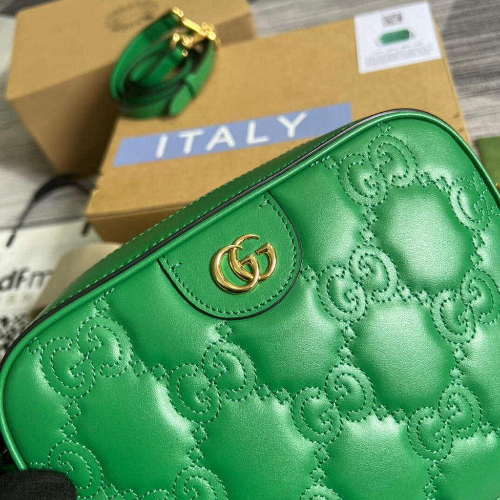 Gucci 702234 GG Matelass¨¦ Leather Shoulder Handbag Bright green