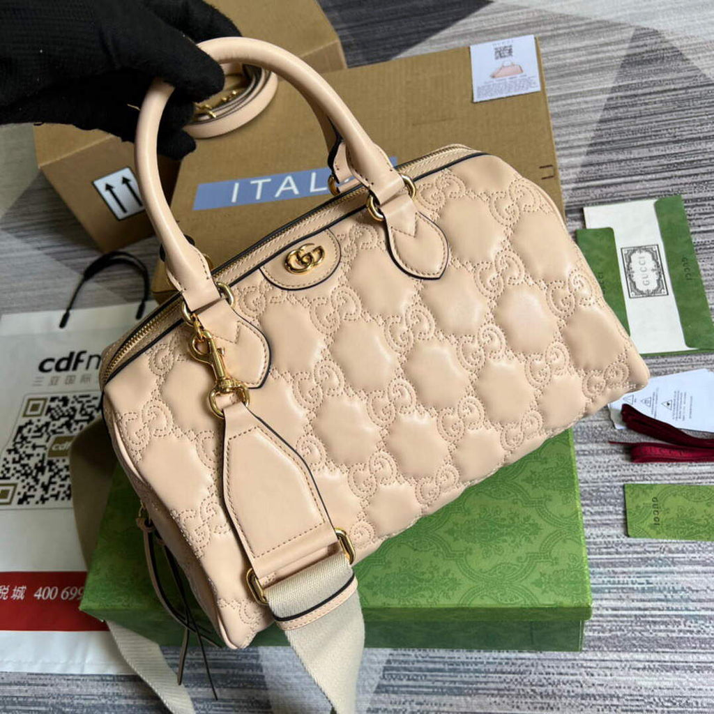 Gucci 702242 GG matelass¨¦ leather shoulder bag Beige