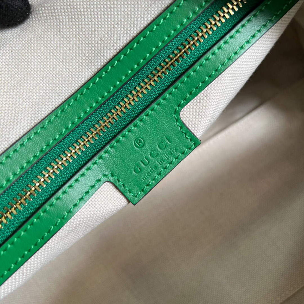 Gucci 702242 GG matelass¨¦ leather shoulder bag Bright green