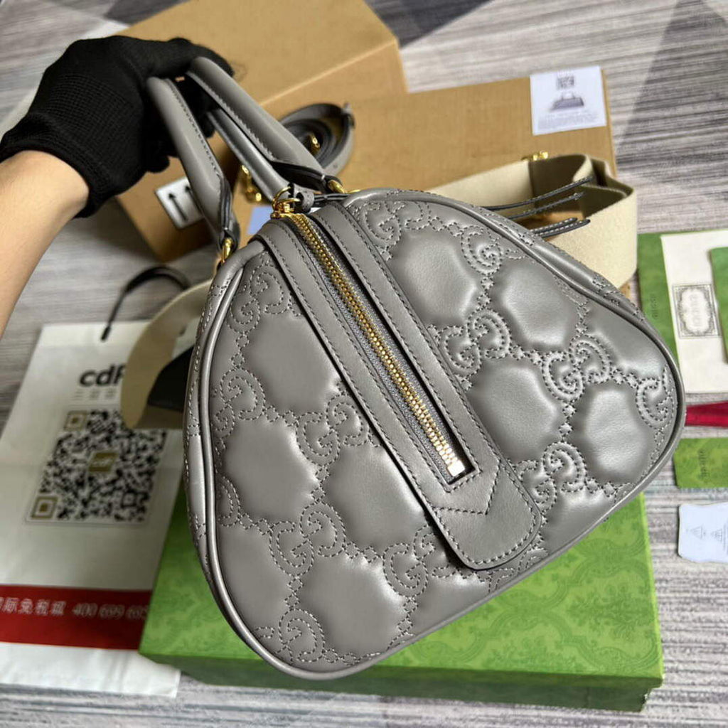 Gucci 702242 GG matelass¨¦ leather shoulder bag Dusty grey
