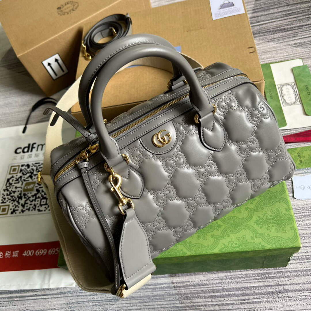 Gucci 702242 GG matelass¨¦ leather shoulder bag Dusty grey