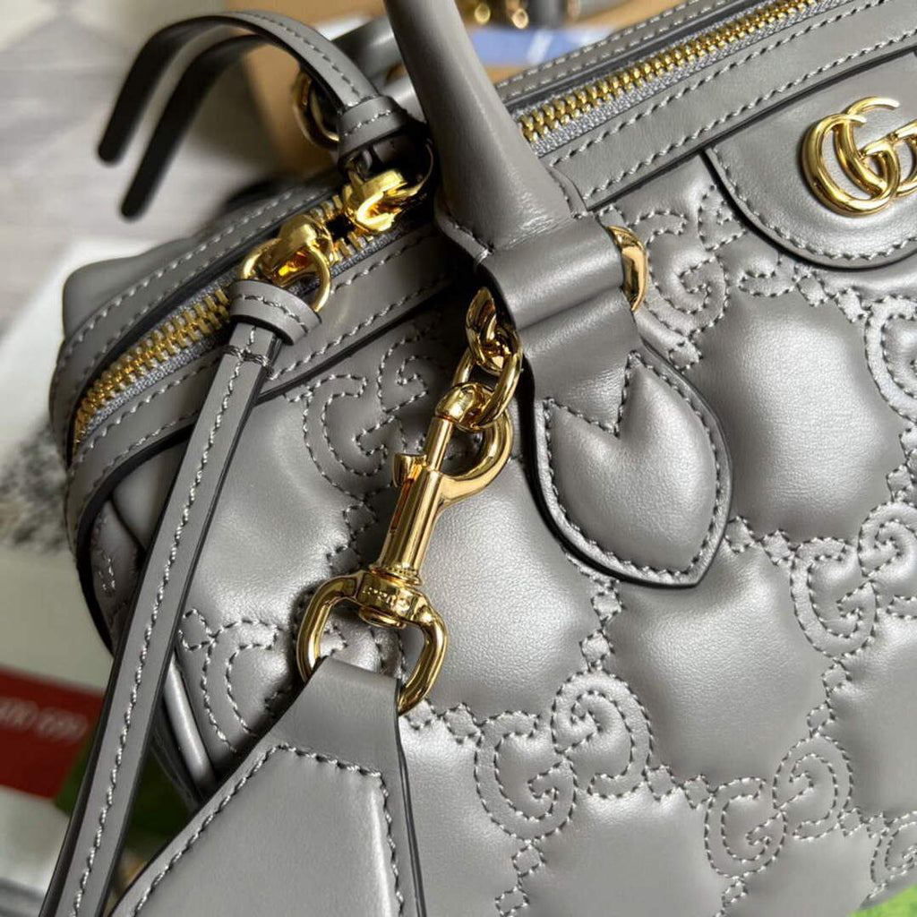 Gucci 702242 GG matelass¨¦ leather shoulder bag Dusty grey