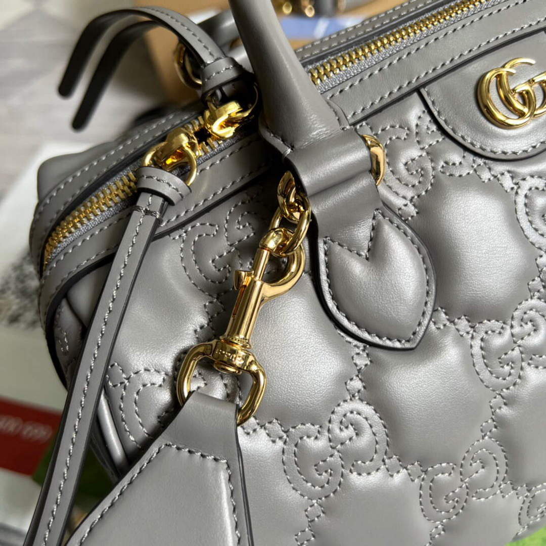 Gucci 702242 GG matelass¨¦ leather shoulder bag Dusty grey