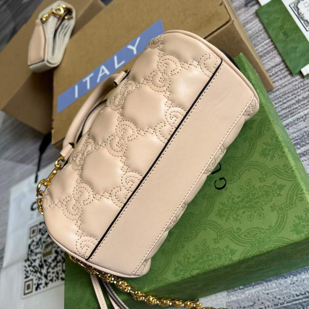 Gucci 702251 GG matelass¨¦ leather top handle bag Beige