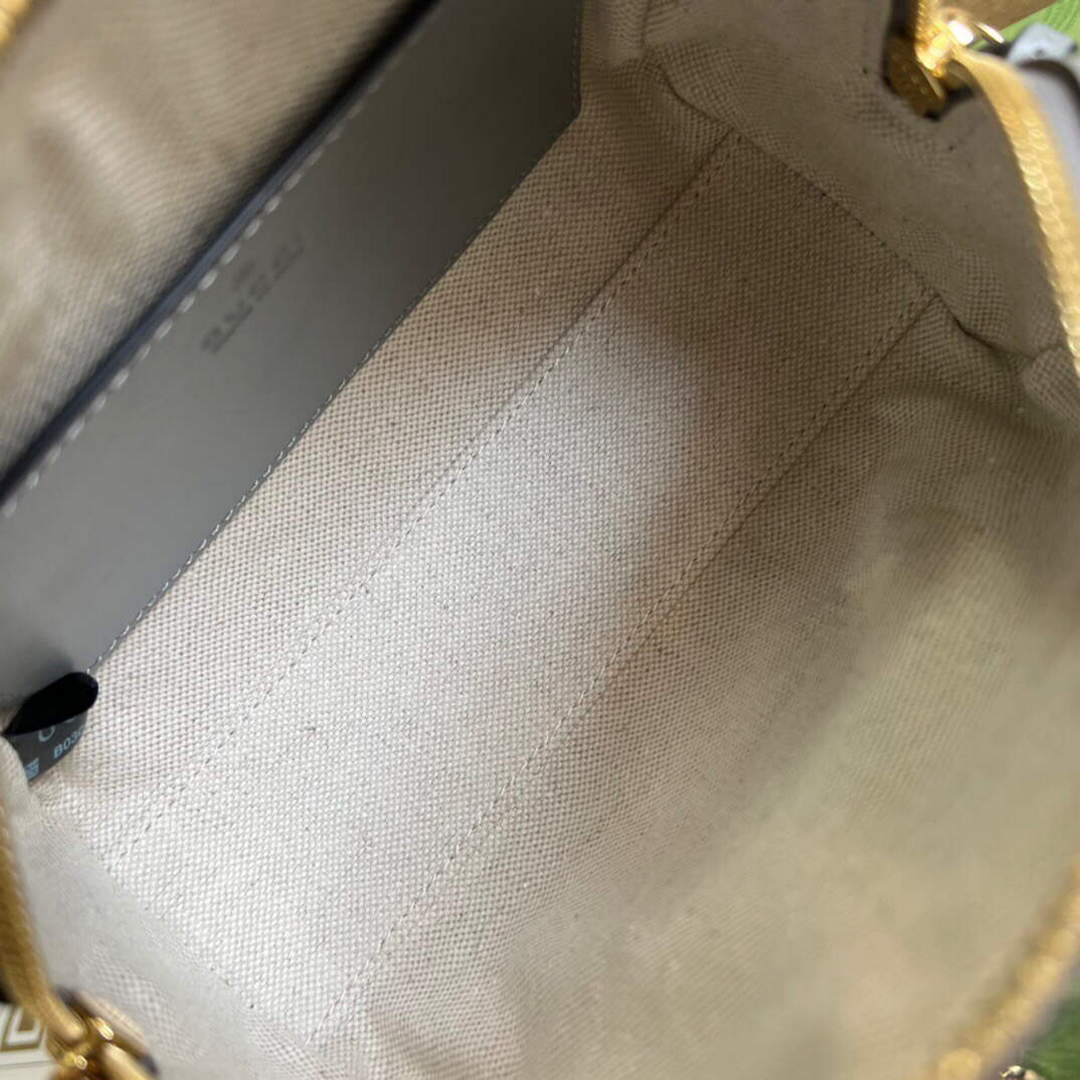 Gucci 702251 GG matelass¨¦ leather top handle bag Dusty grey