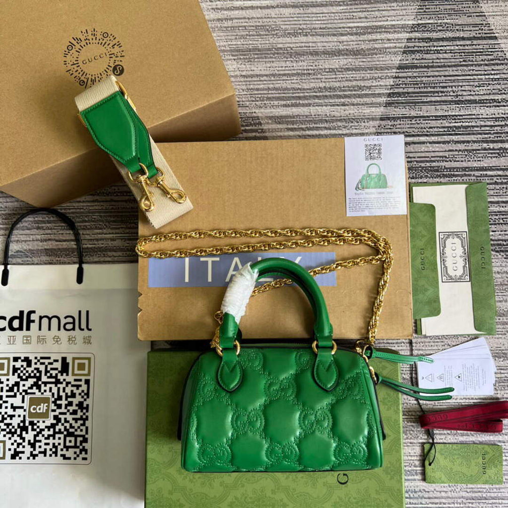 Gucci 702251 GG matelass¨¦ leather top handle bag Bright green