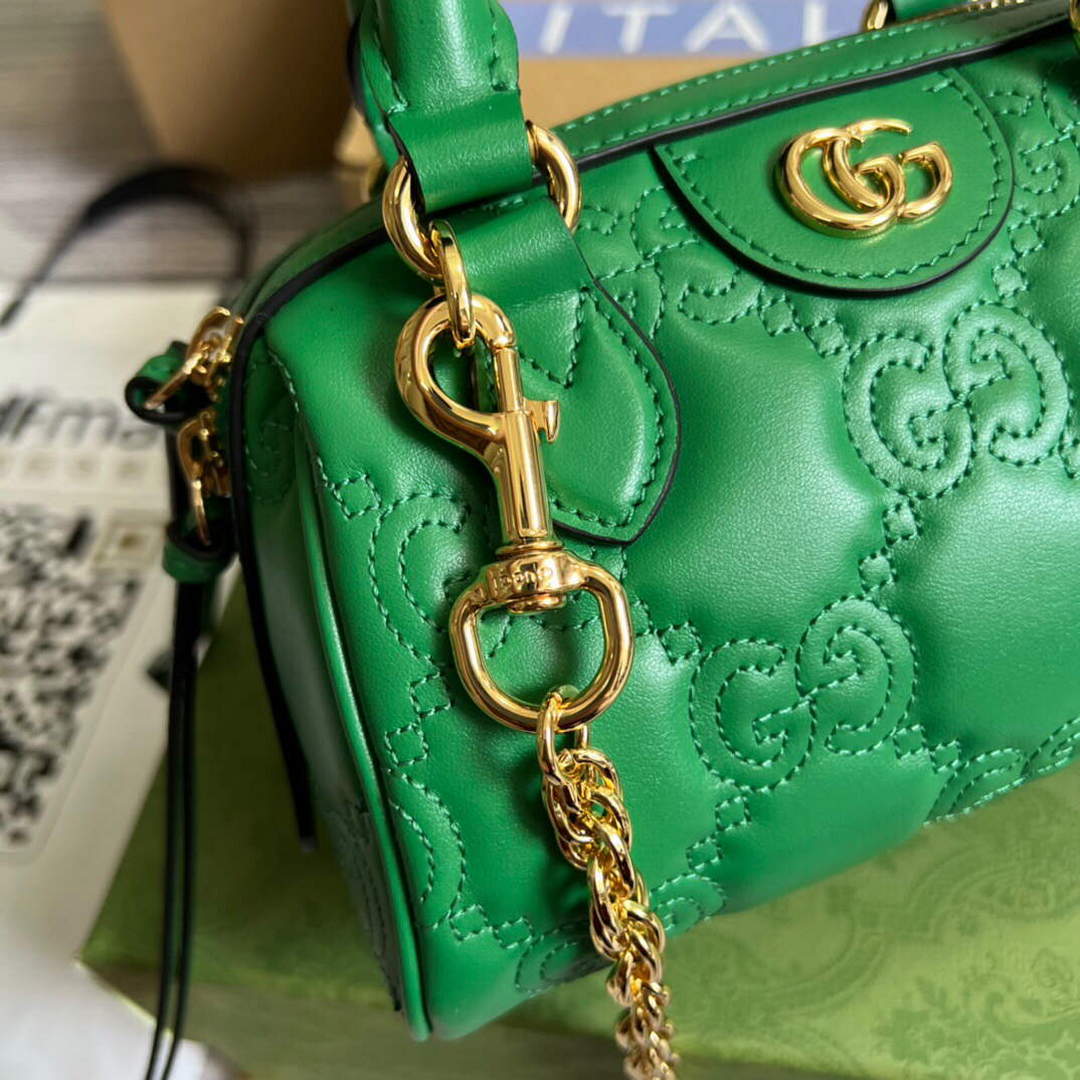 Gucci 702251 GG matelass¨¦ leather top handle bag Bright green