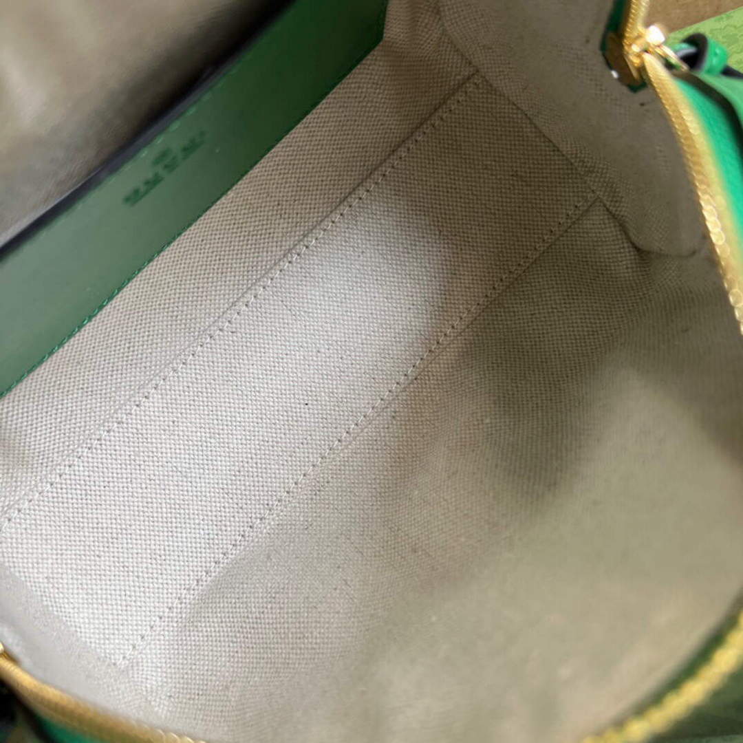 Gucci 702251 GG matelass¨¦ leather top handle bag Bright green