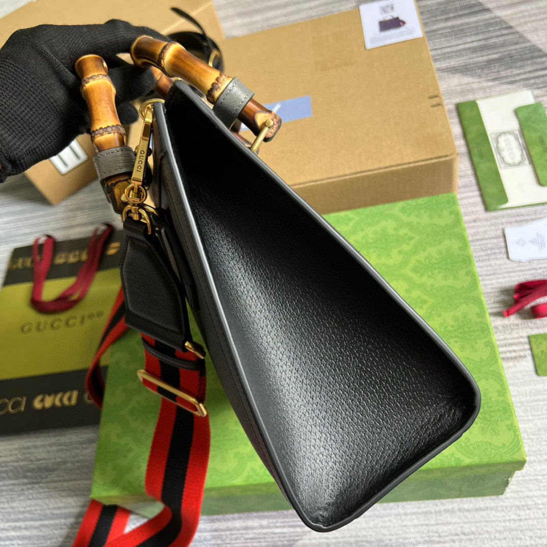 Gucci 702721 Diana Small Tote Bag Black leather