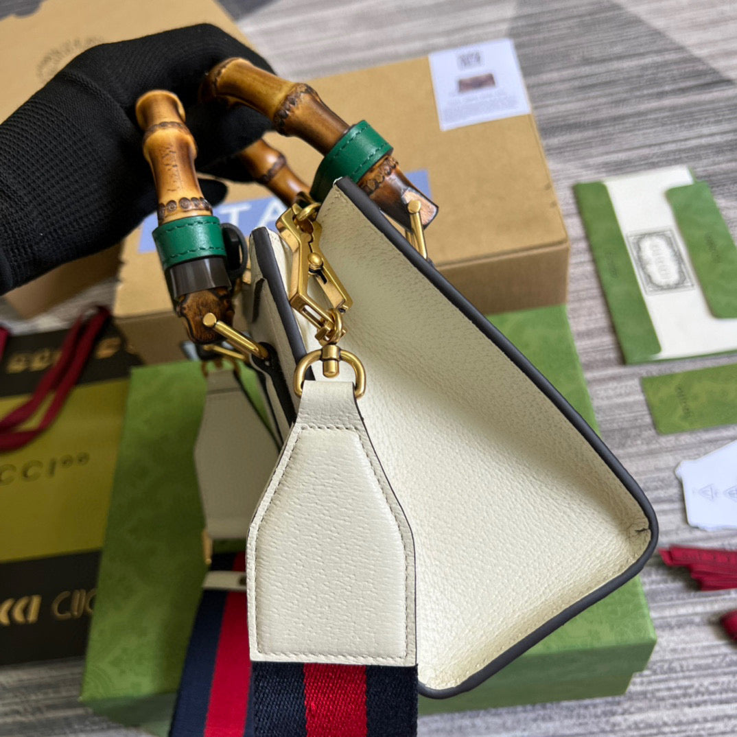 Gucci 702732 Diana Mini Tote Bag White - Default Title - View 4
