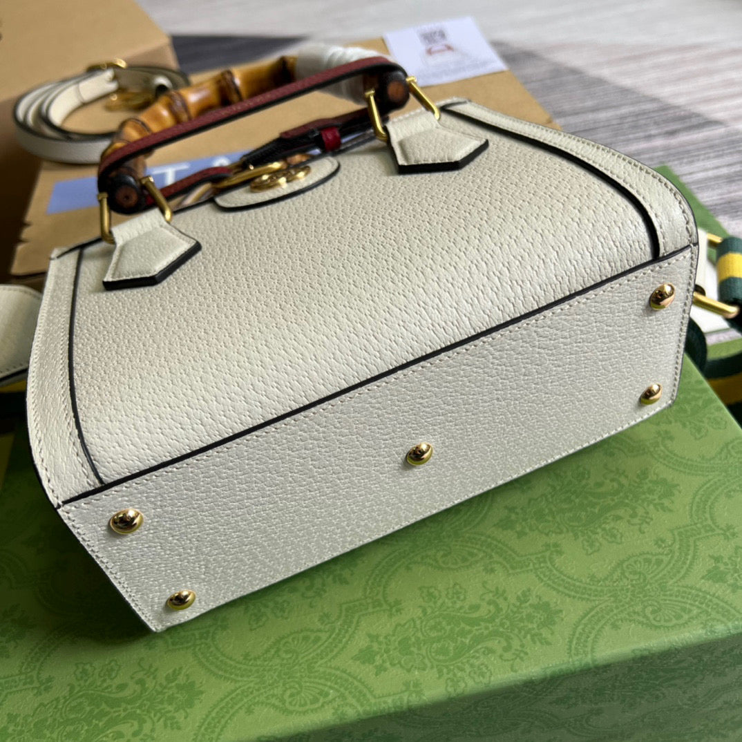 Gucci 702732 Gucci Diana Mini Tote Bag White leather