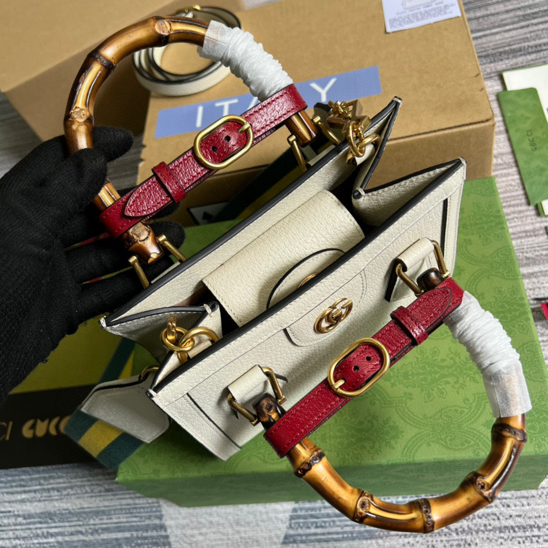 Gucci 702732 Gucci Diana Mini Tote Bag White leather