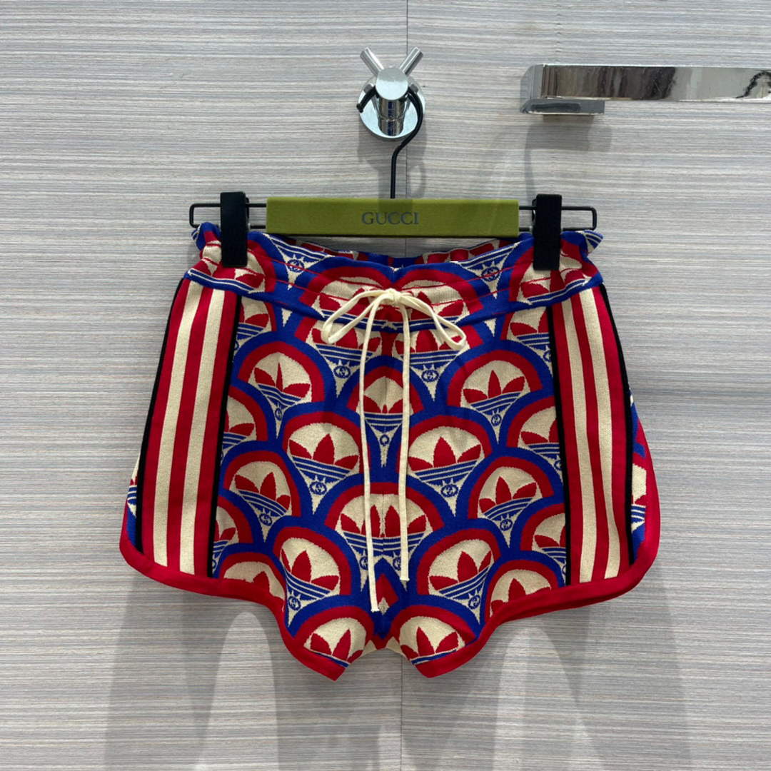 Gucci 702873 adidas x Gucci jacquard shorts for women - S - View 1