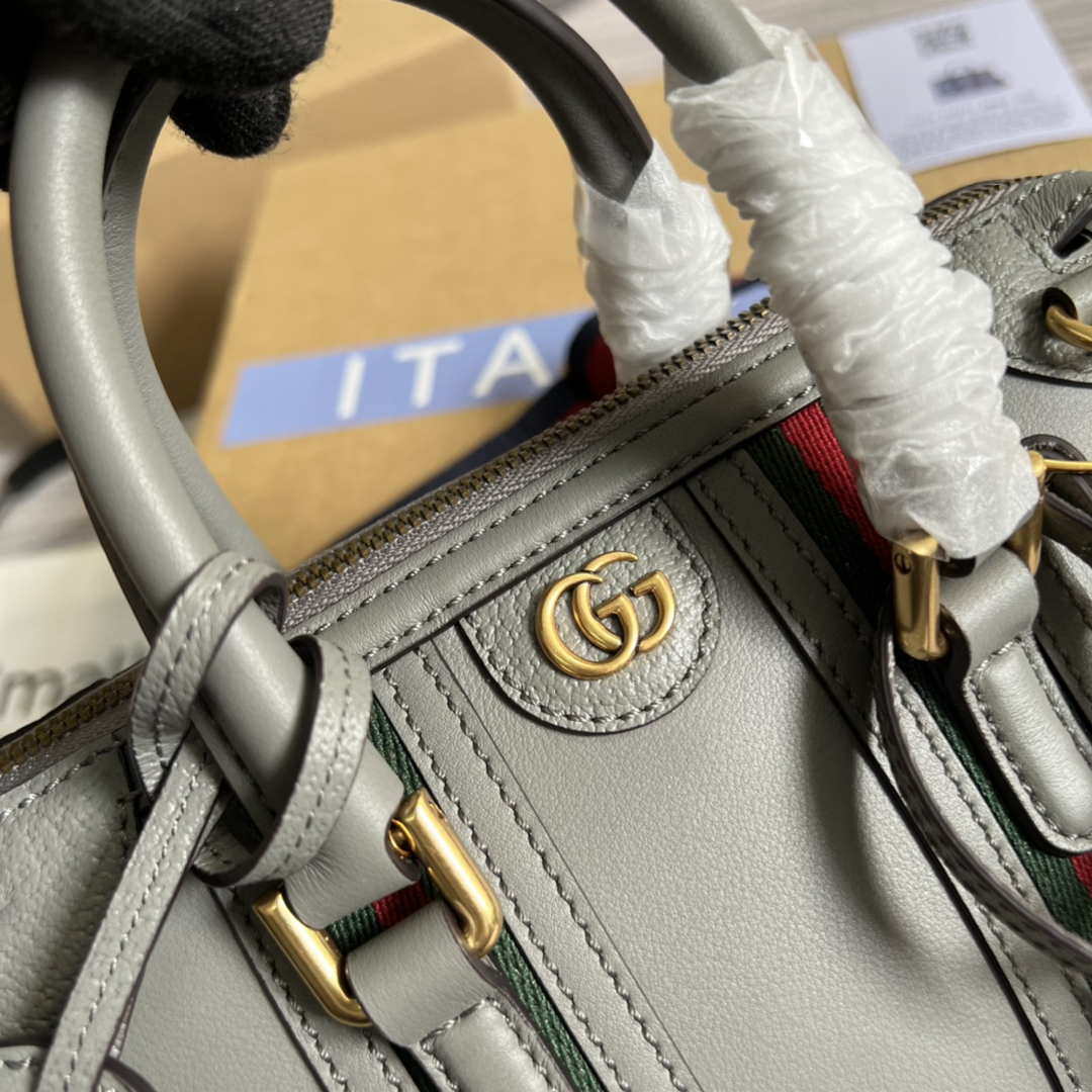 Gucci 715771 Mini top handle bag with Double G Grey