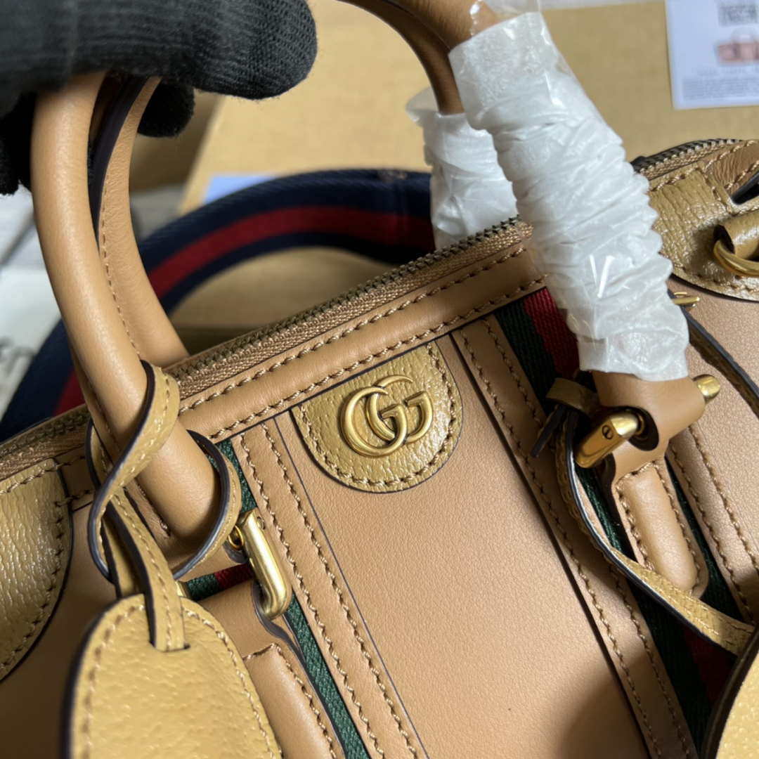Gucci 715771 Mini top handle bag with Double G Tan