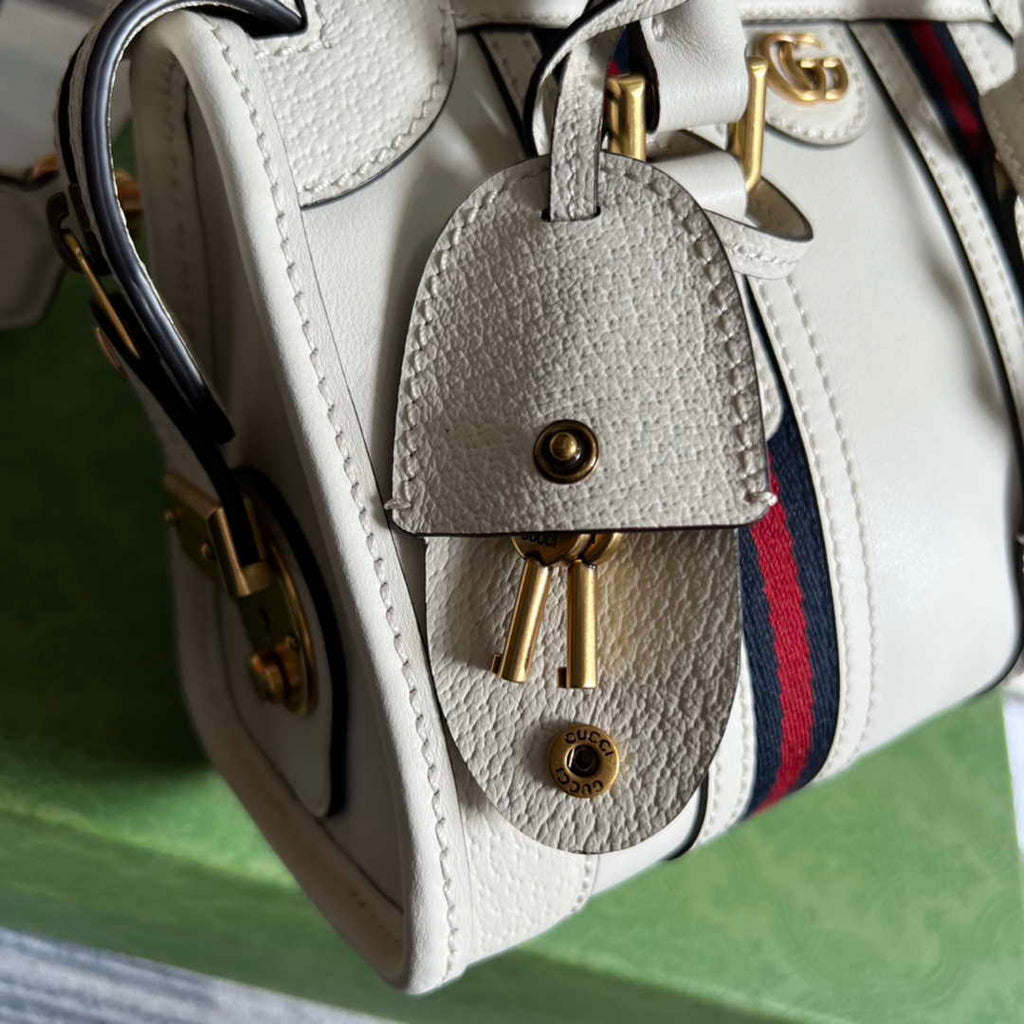 Gucci 715771 Mini top handle bag with Double G White