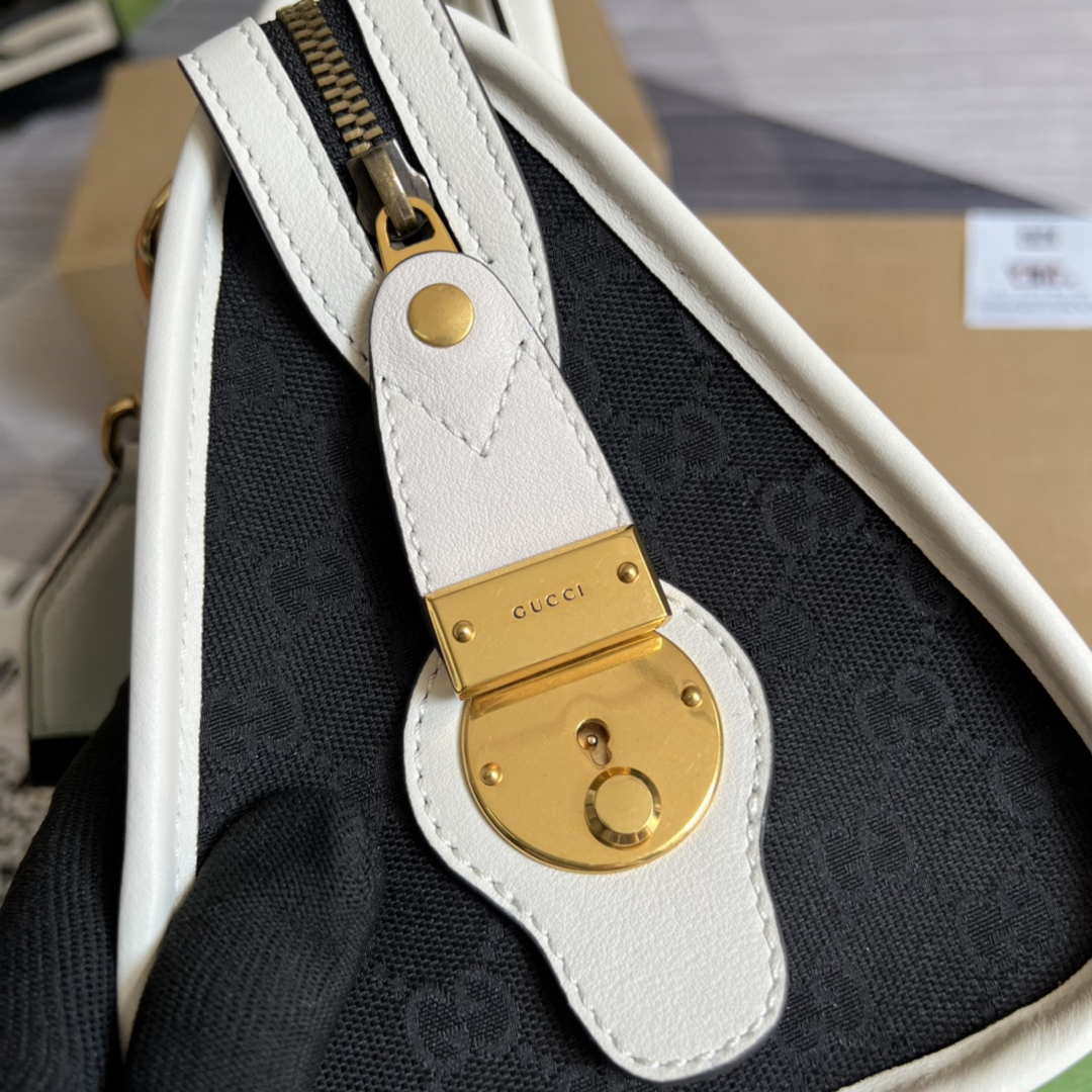 Gucci 715772 Small canvas top handle bag White and Black - Default Title - View 8