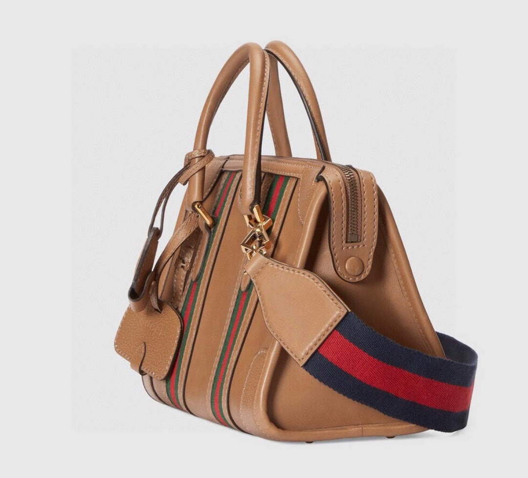 Gucci 715772 Small top handle bag with Double G Brown