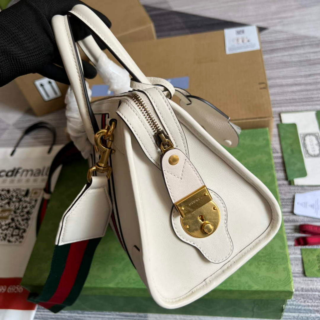 Gucci 715772 Small top handle bag with Double G White