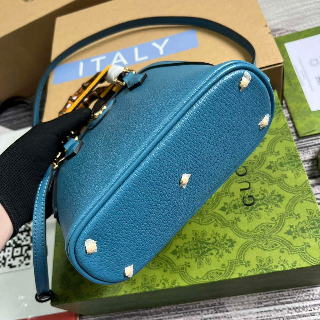 Gucci 715775 Gucci Diana Mini Tote Bag Blue leather
