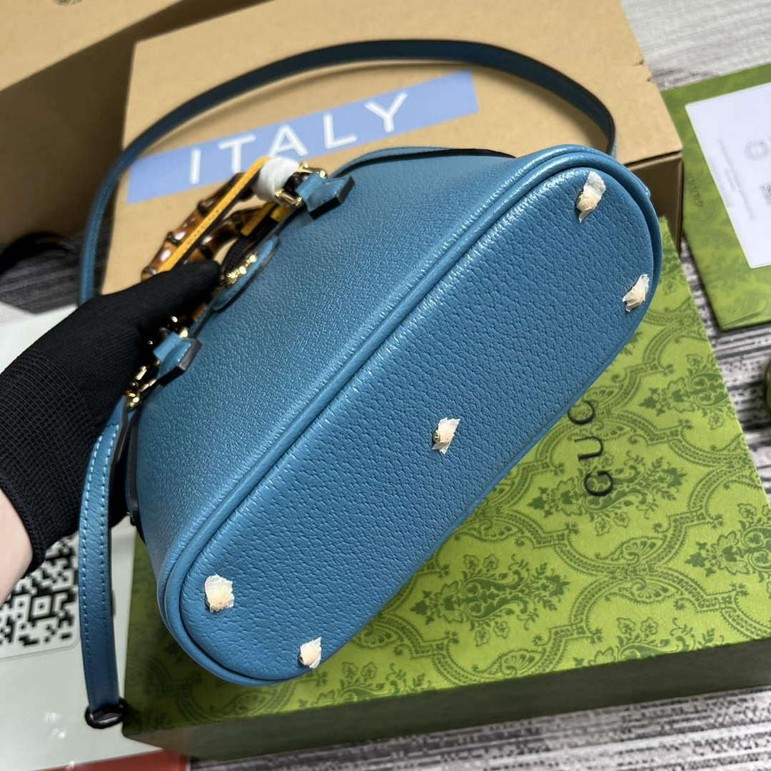 Gucci 715775 Gucci Diana Mini Tote Bag Blue leather - Default Title - View 8