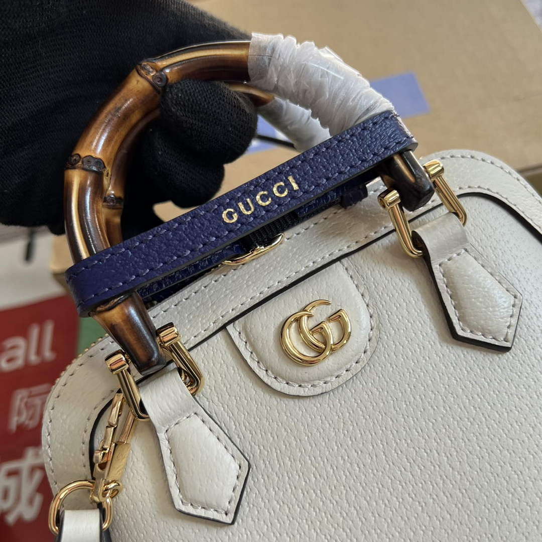 Gucci 715775 Gucci Diana Mini Tote Bag White leather - Default Title - View 5