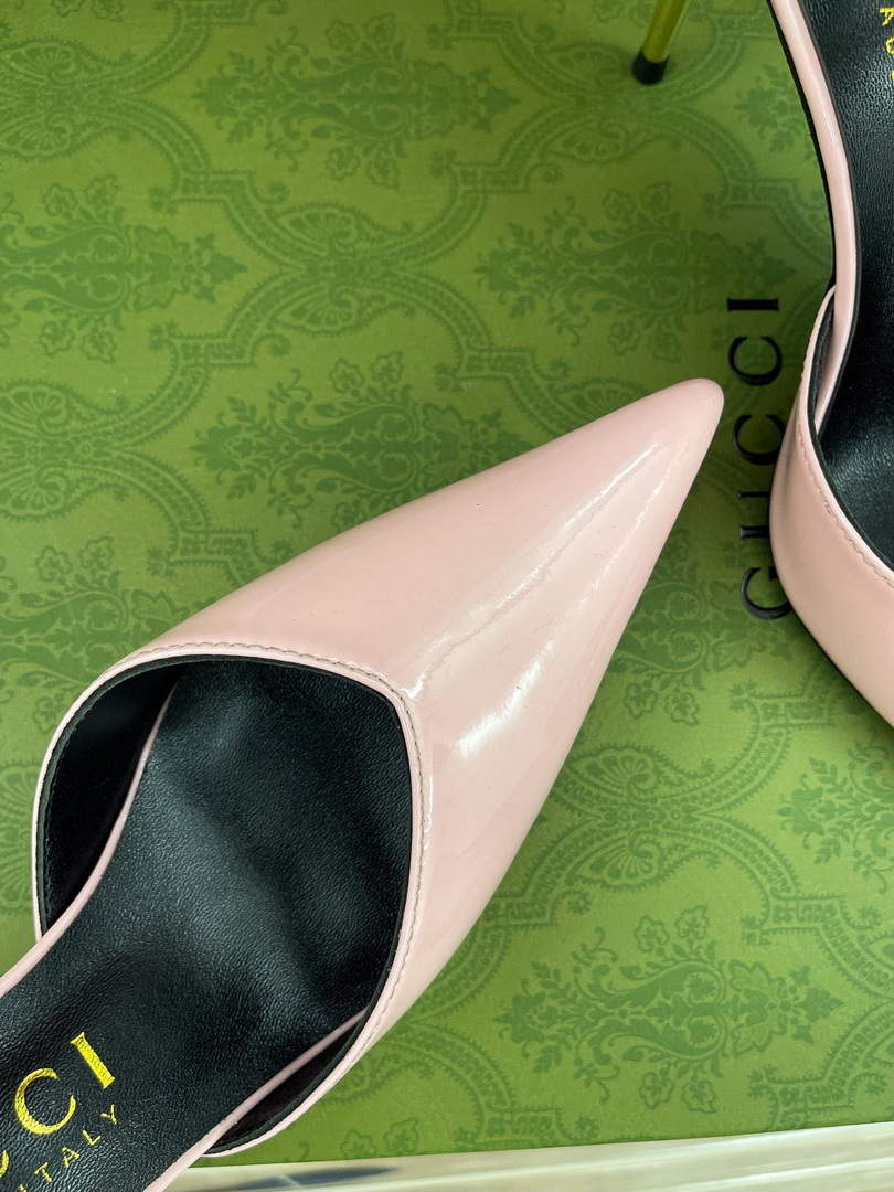 Gucci 717159 Women's high heel patent pump G56301