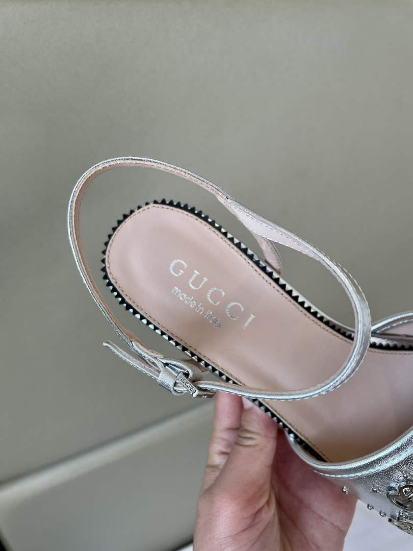 Gucci 719844 Women's Lnterlocking G Studs Sandal G56238 - 35 - View 9