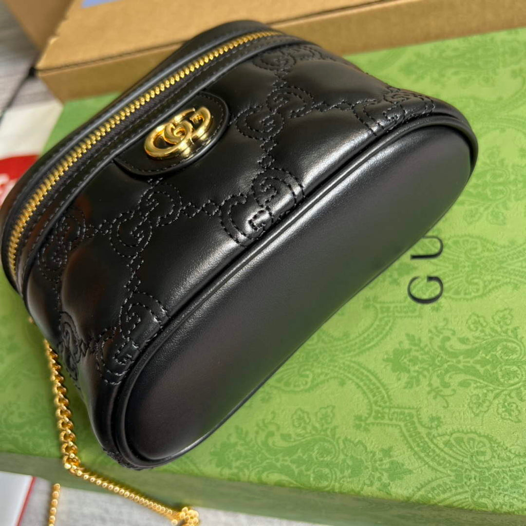 Gucci 723770 GG Matelass¨¦ Top Handle Mini Bag Black