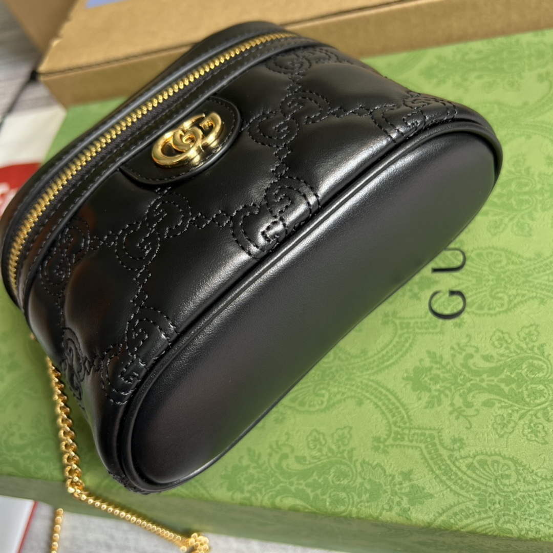 Gucci 723770 GG Matelass¨¦ Top Handle Mini Bag Black