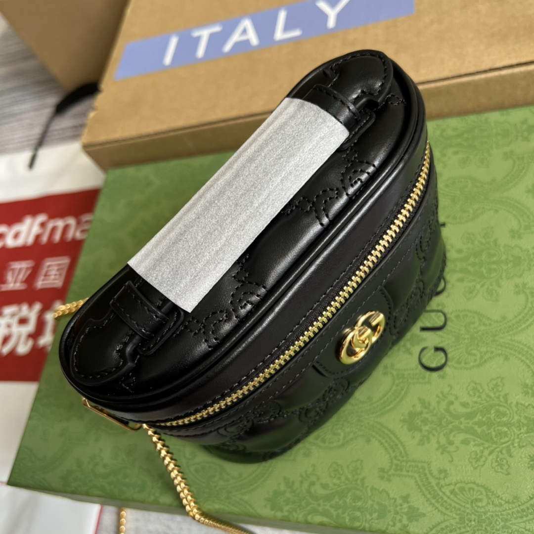 Gucci 723770 GG Matelass¨¦ Top Handle Mini Bag Black