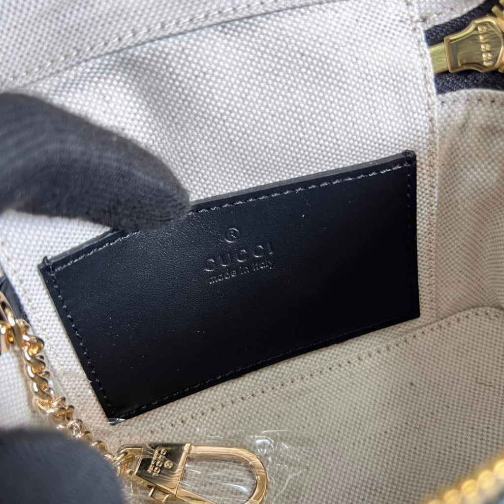 Gucci 723770 GG Matelass¨¦ Top Handle Mini Bag Black