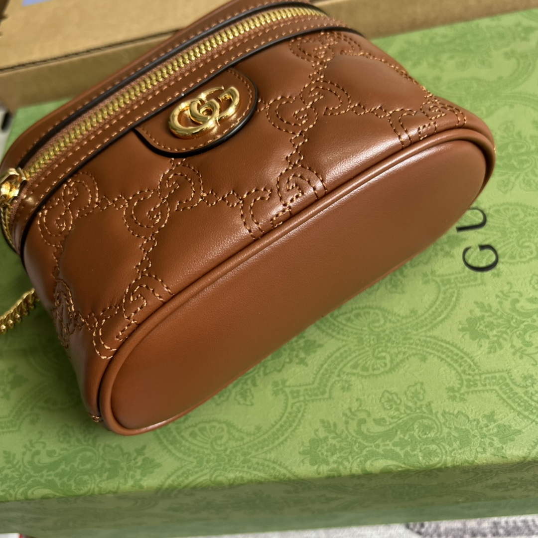 Gucci 723770 GG Matelass¨¦ Top Handle Mini Bag Brown