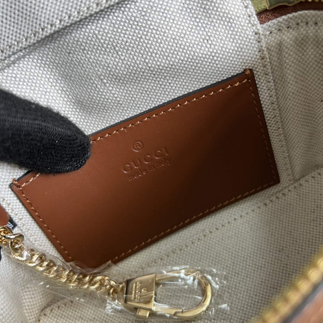 Gucci 723770 GG Matelass¨¦ Top Handle Mini Bag Brown