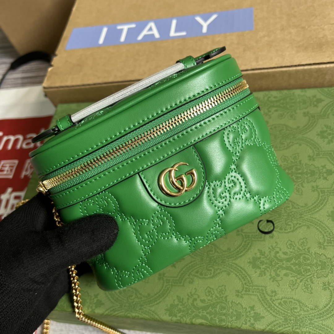 Gucci 723770 GG Matelass¨¦ Top Handle Mini Bag Green