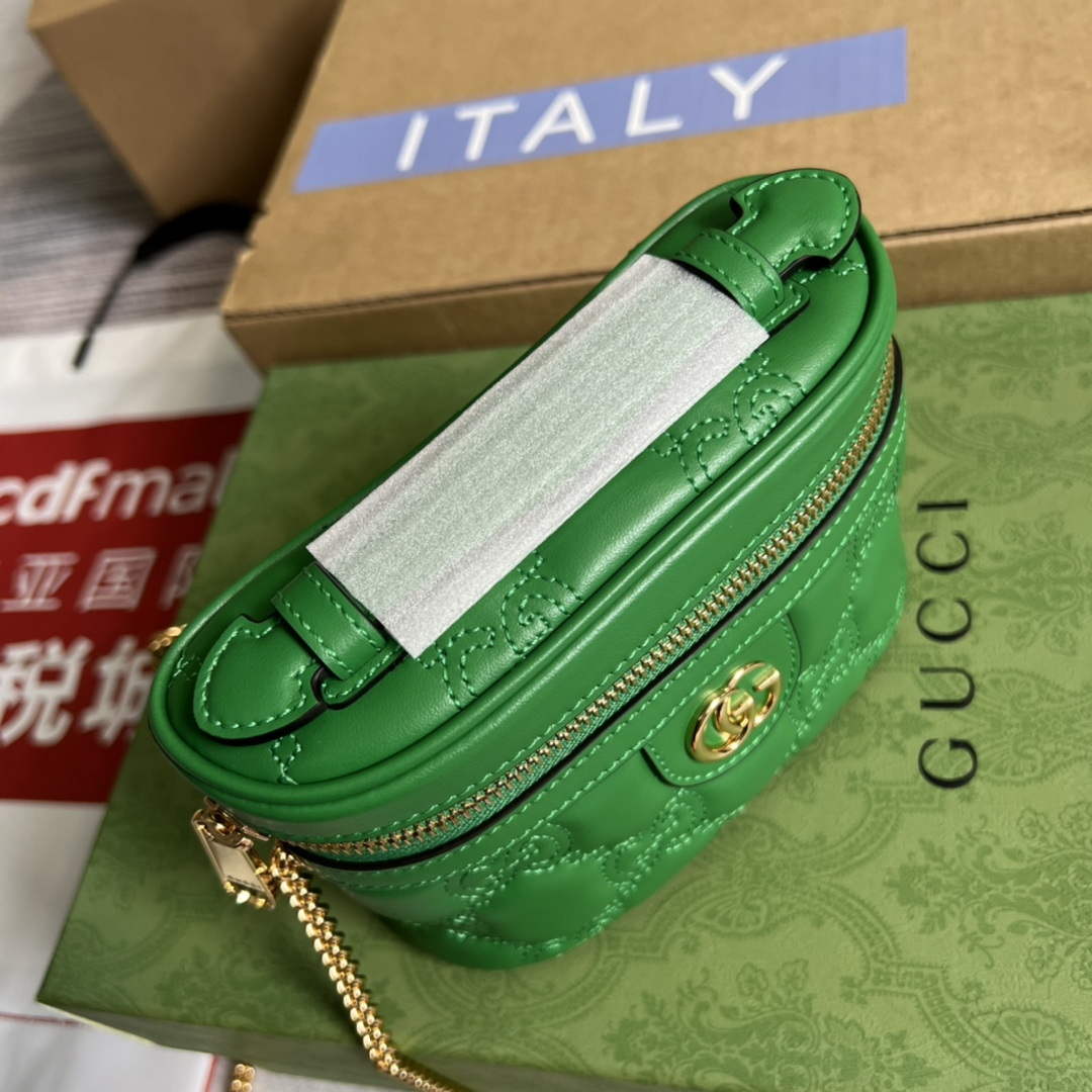 Gucci 723770 GG Matelass¨¦ Top Handle Mini Bag Green