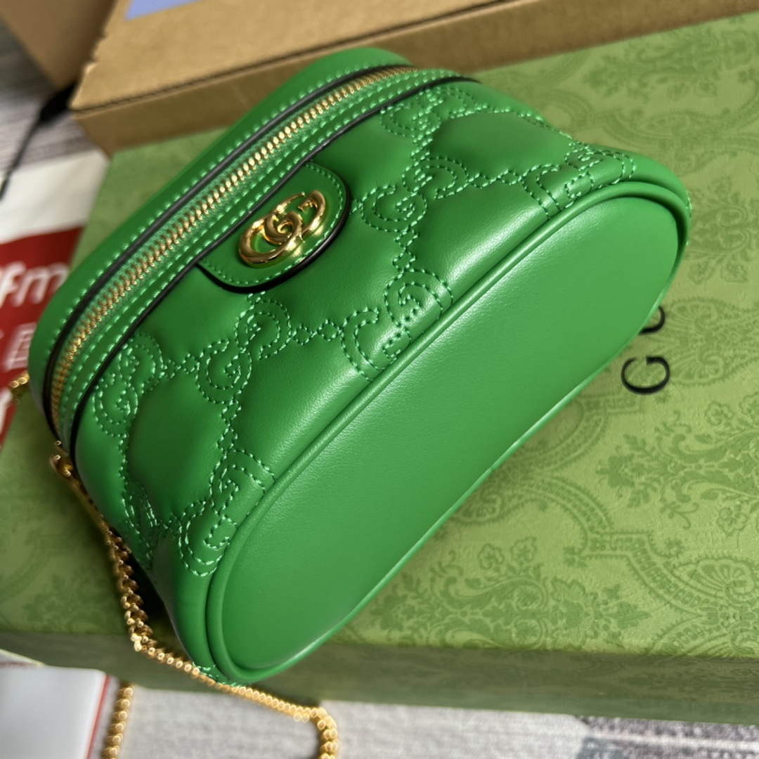 Gucci 723770 GG Matelass¨¦ Top Handle Mini Bag Green