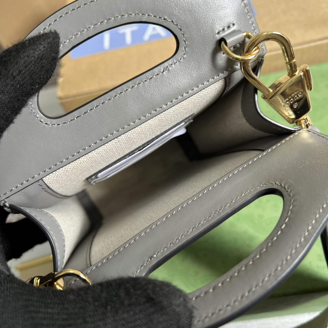 Gucci 723776 GG Matelass¨¦ Top Handle Mini Bag Grey