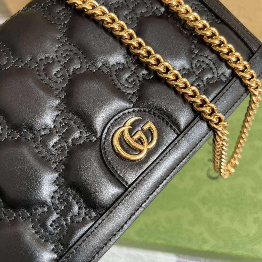 Gucci 723787 GG Matelass¨¦ Chain Wallet Black