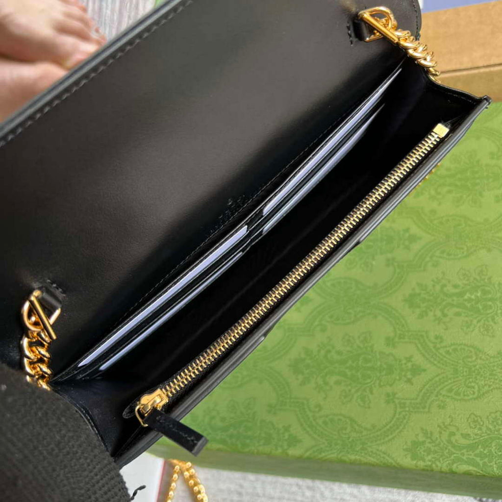Gucci 723787 GG Matelass¨¦ Chain Wallet Black