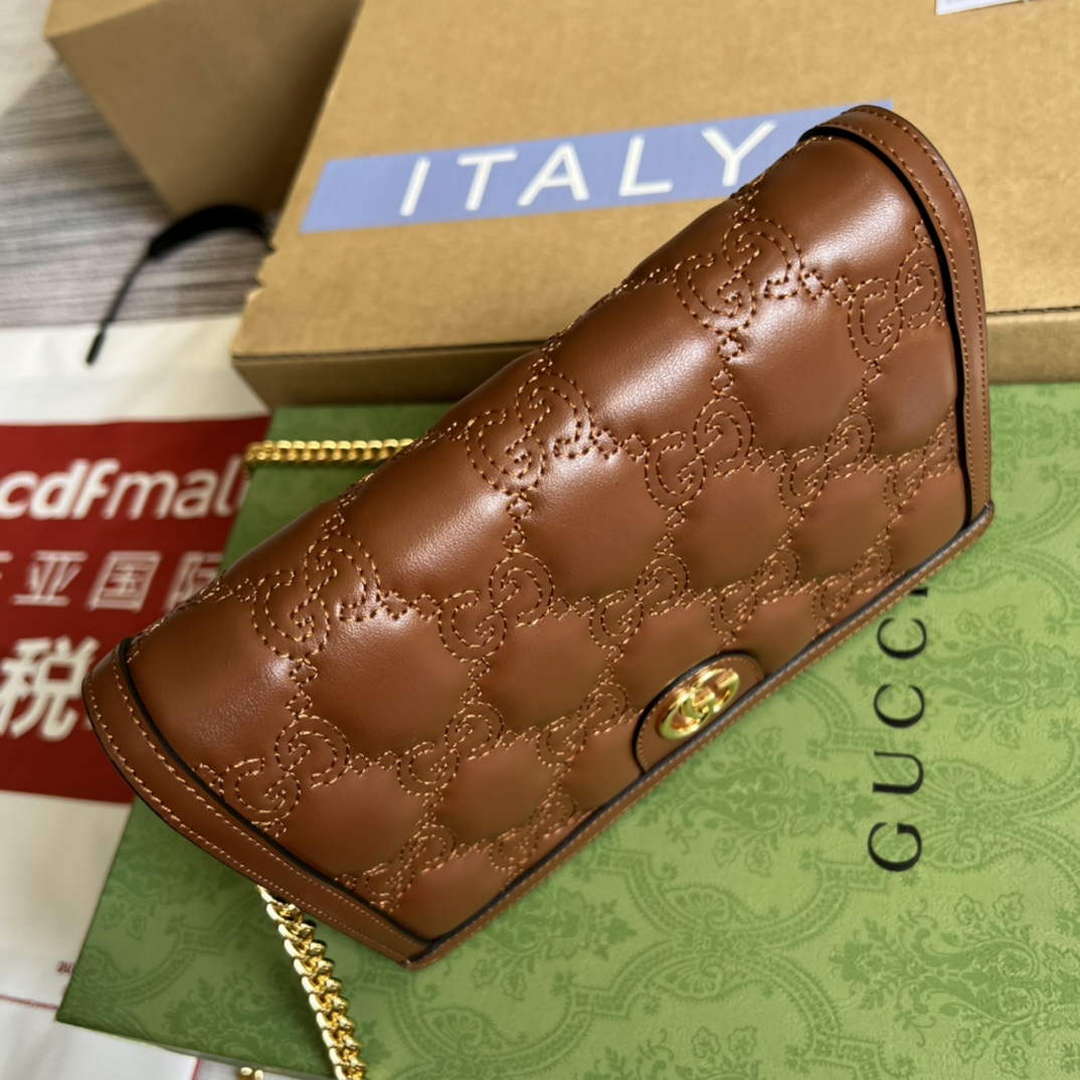 Gucci 723787 GG Matelass¨¦ Chain Wallet Brown